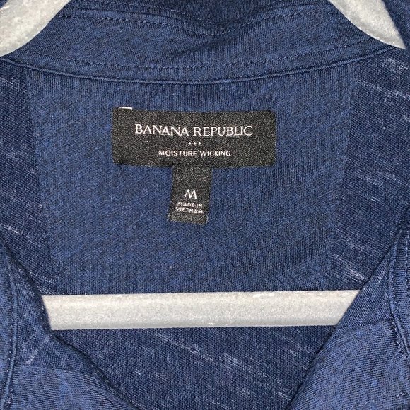 Banana Republic Moisture Wicking Polo Shirt - Med - Picture 2 of 4